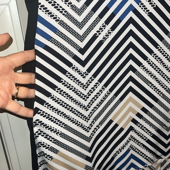 Tournament golf dress by Tail- worn 6-7 times - comfy and cool. - Picture 4 of 4